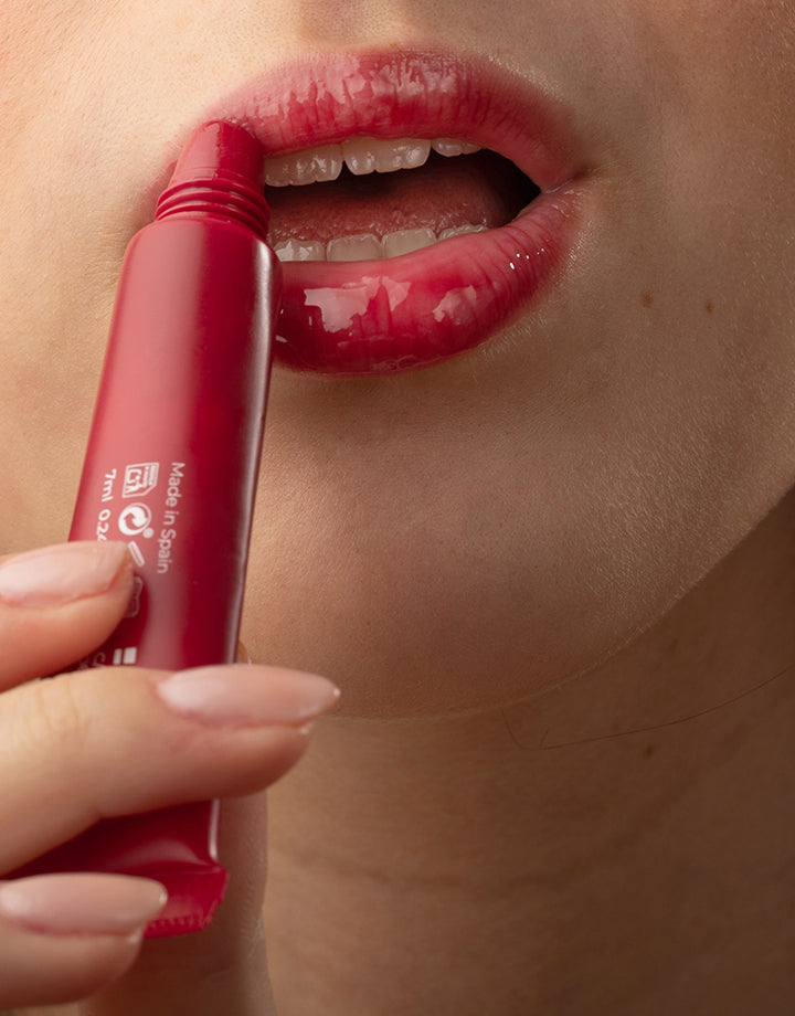 LipBalm_CherryAllure_5.jpg
