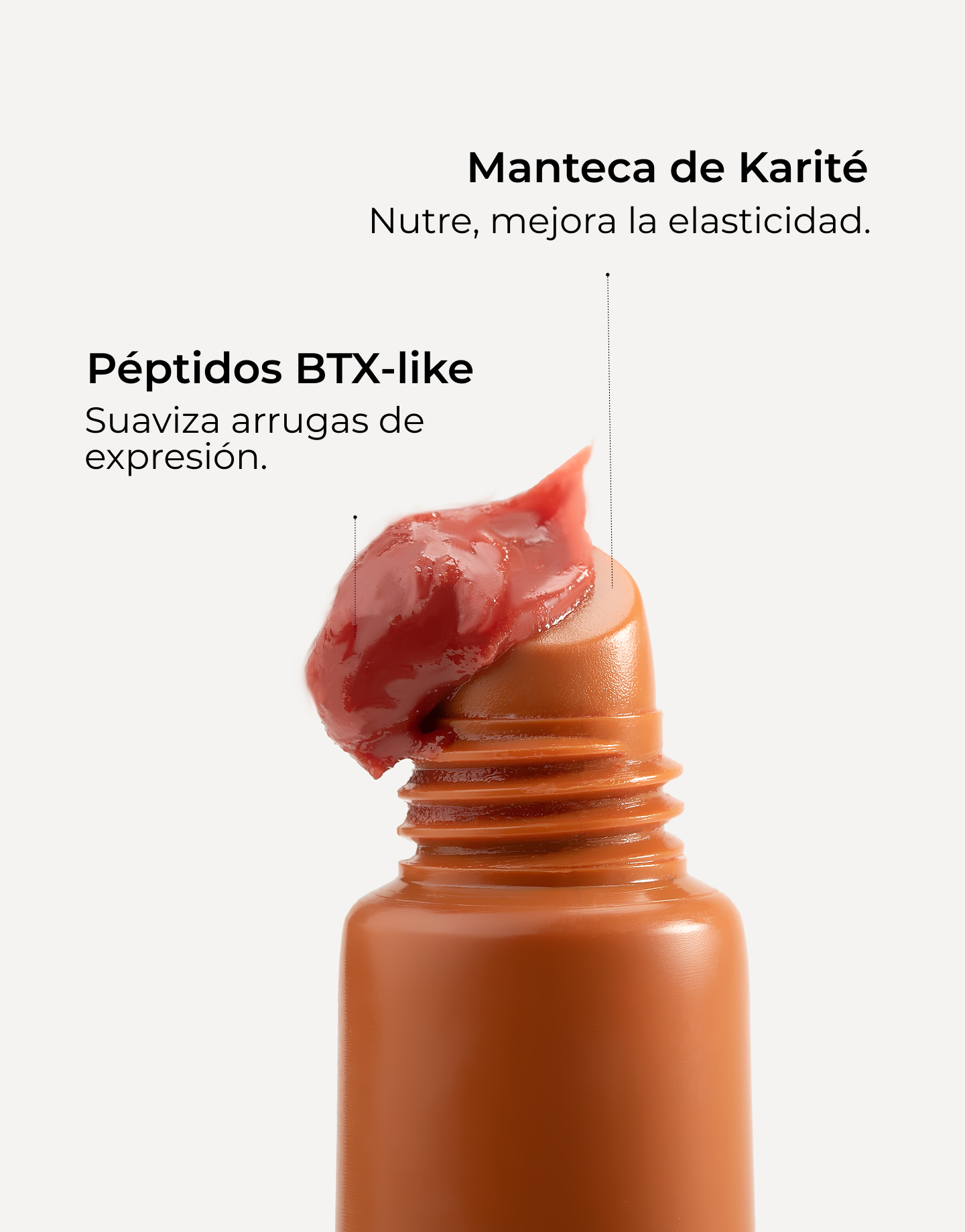 Infografía con ingredientes y beneficios con imagen del labial con textura color caramelo